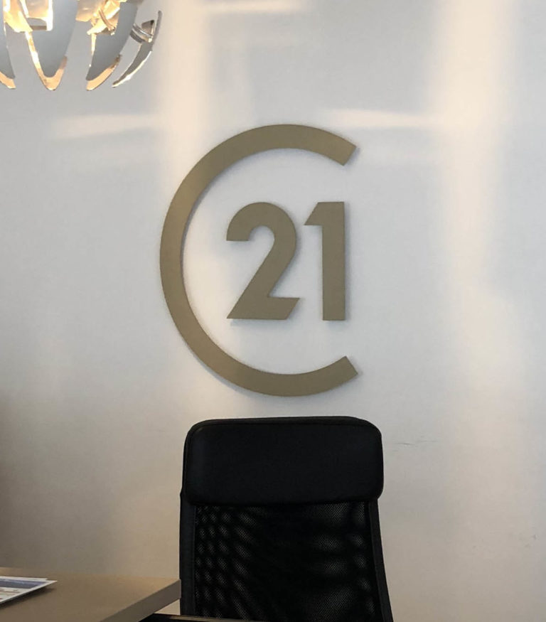 Lettre PVC nouveau logo Century 21 – C21 (Cazères)