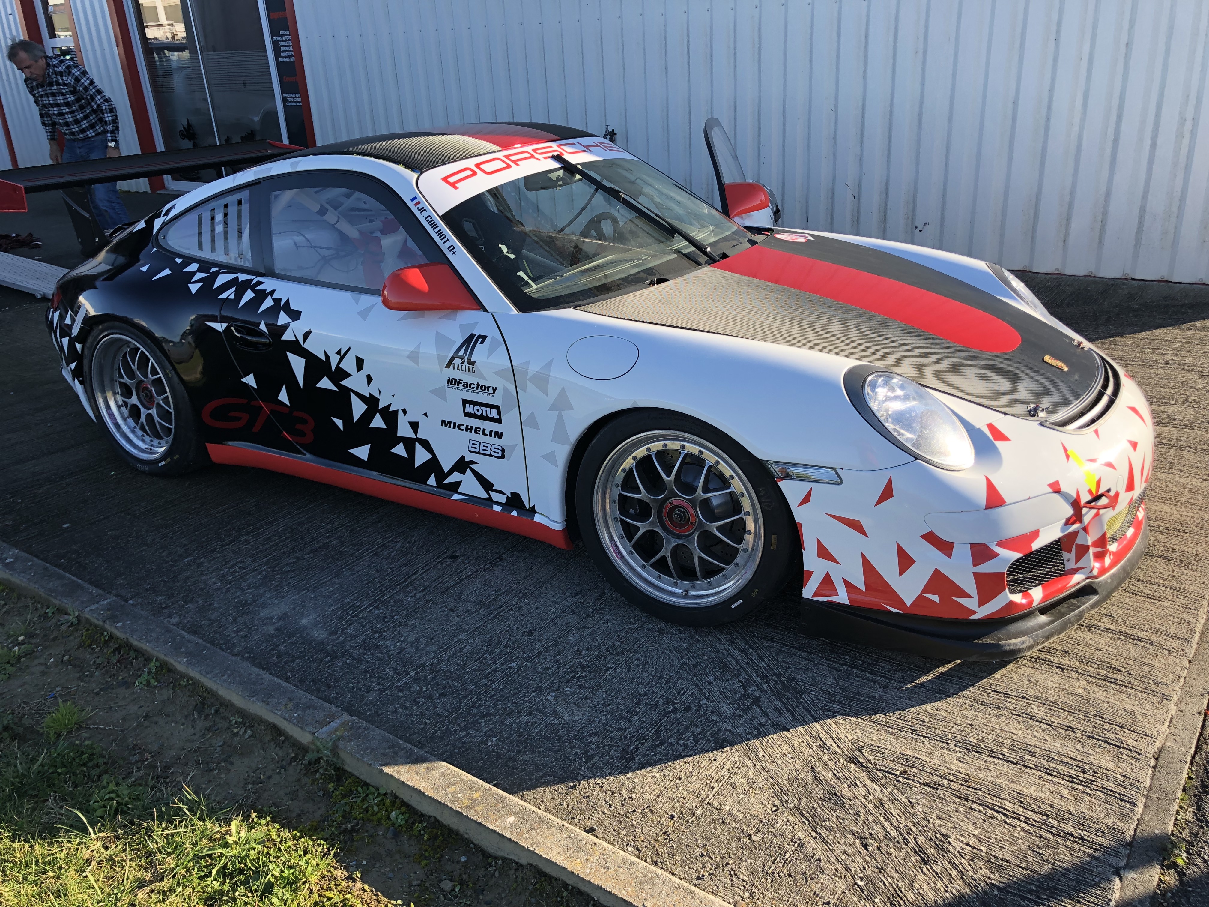 Total Covering sur Porsche 997 GT3 Rsr Cup. - ID Factory