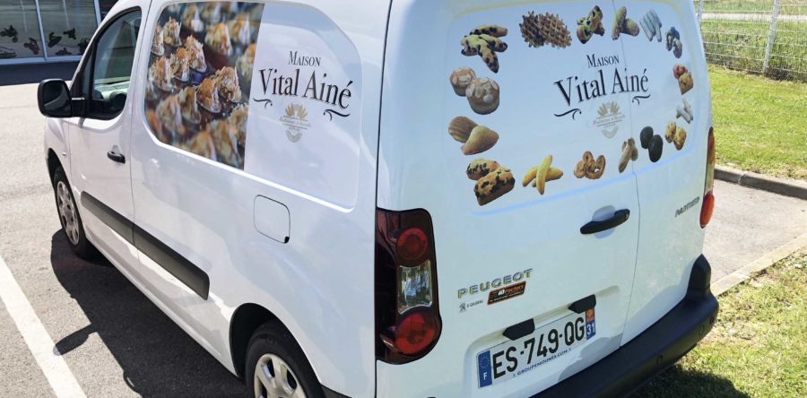 Marquage Publicitaire véhicule – Biscuterie Vital (Martres)
