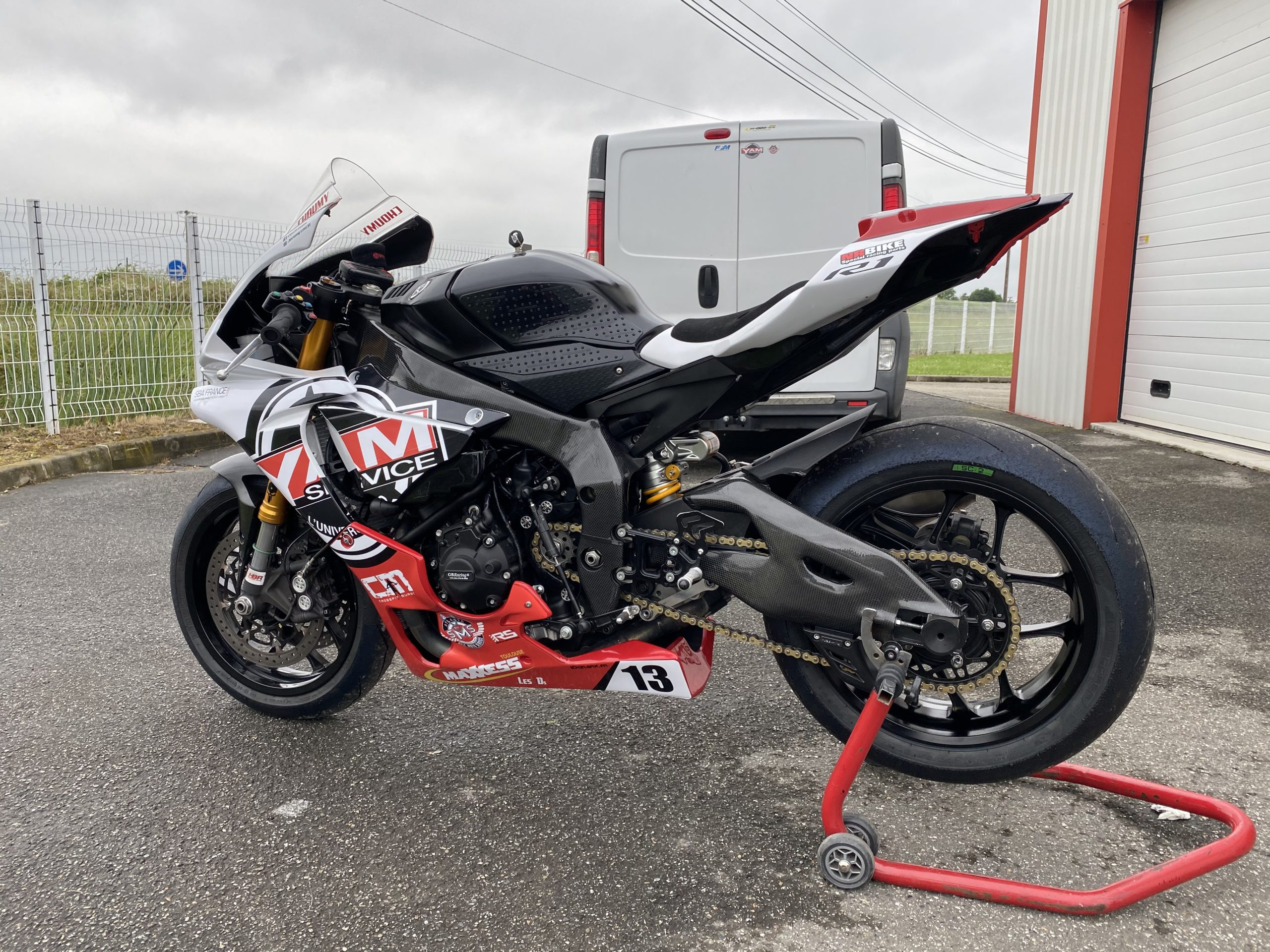 Covering Moto Piste Yamaha R1 2019 - Team CMT Chometon - ID Factory -  impression Numérique Cazères