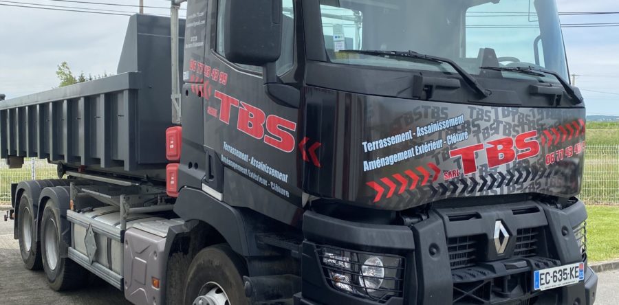 Covering Complet Renault truck (société TBS Terrassement)