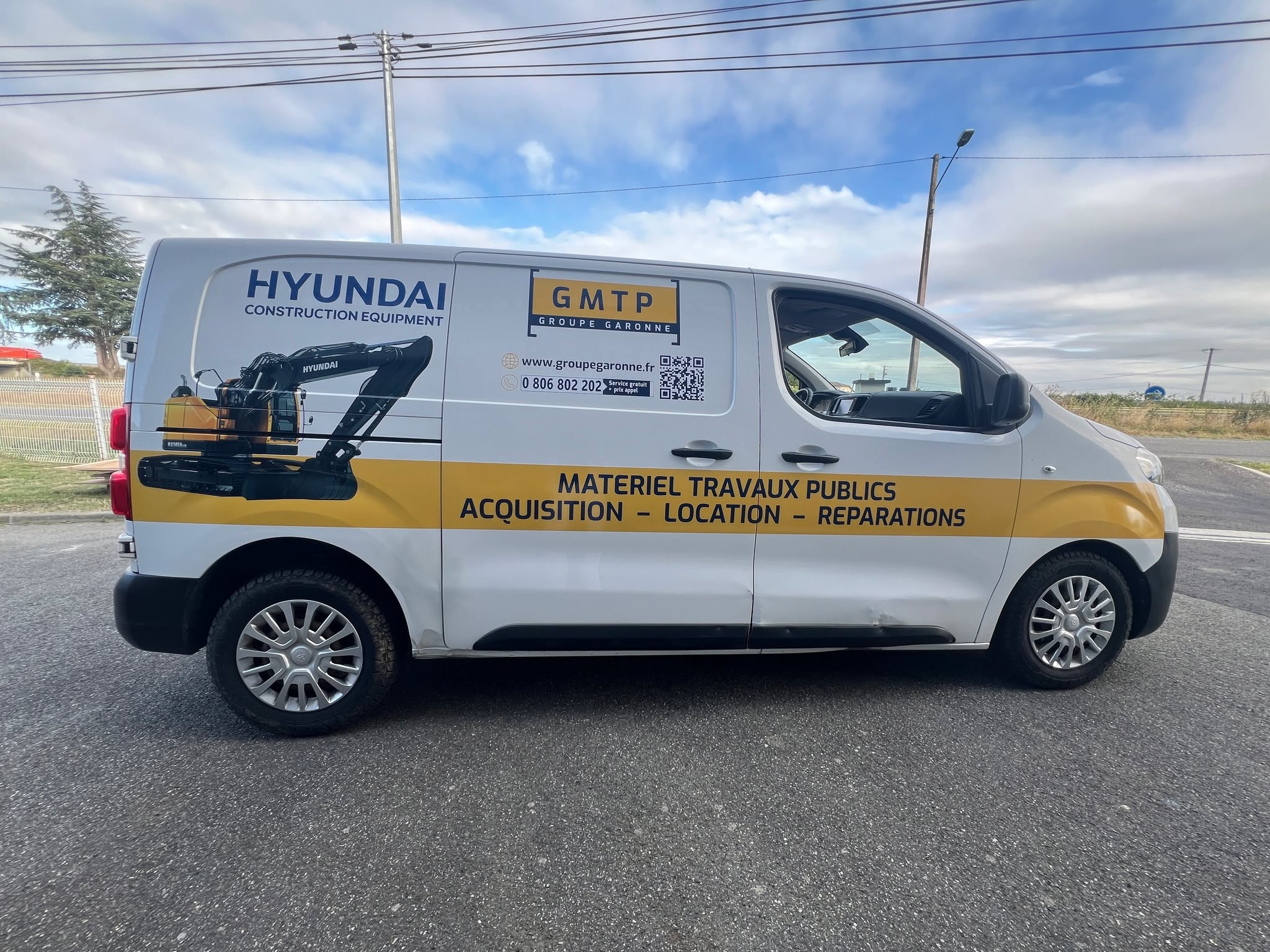 Marquage Publicitaire Toyota ProAce -- Société Garonne GMTP