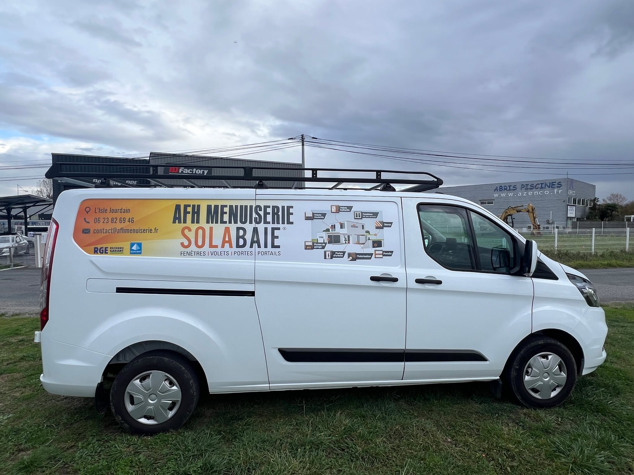 Nouveau marquage publicitaire pour AFH Menuiserie !