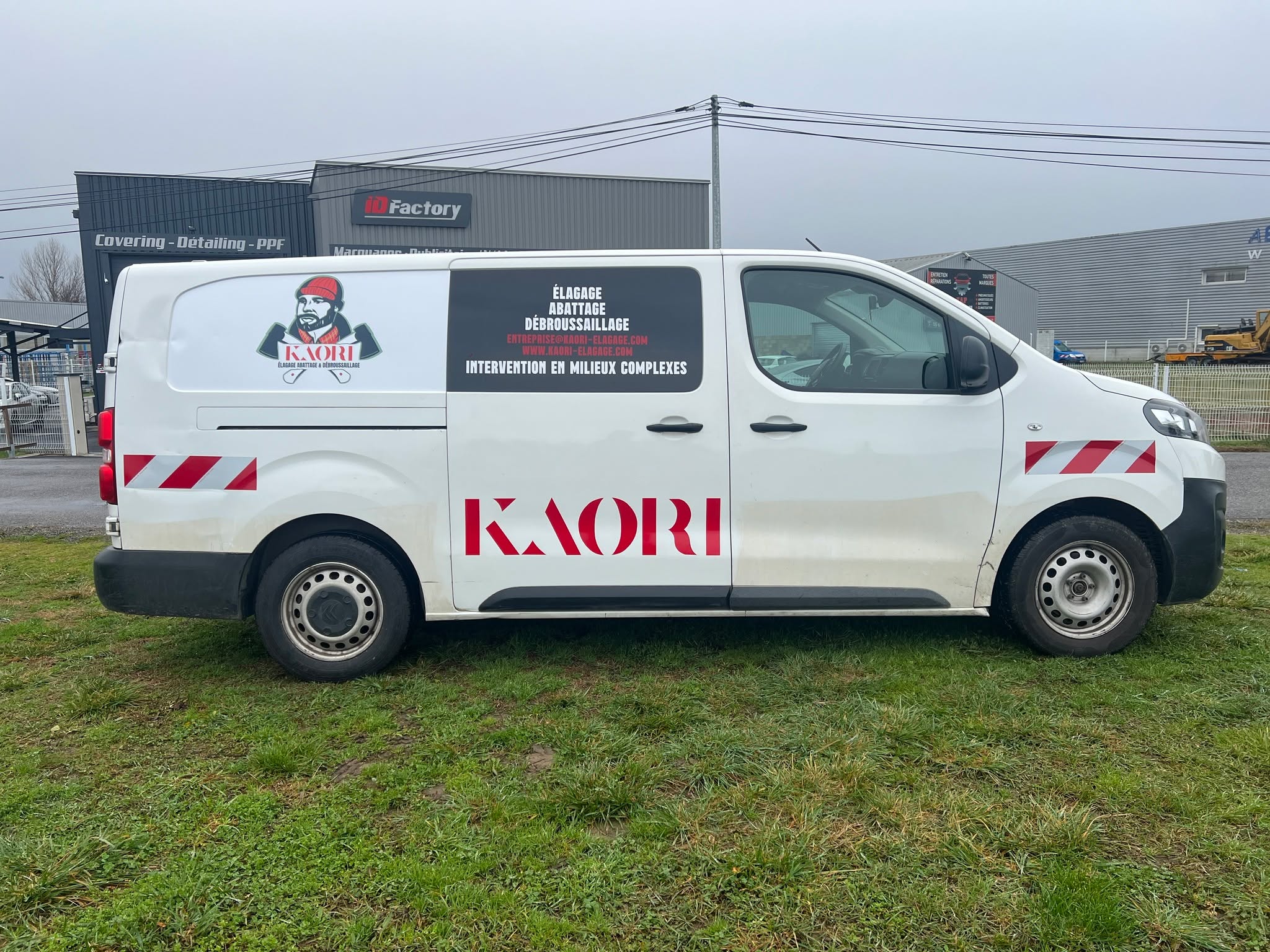 Marquage KAORI Elagage : efficacité sur chantier et sur la route