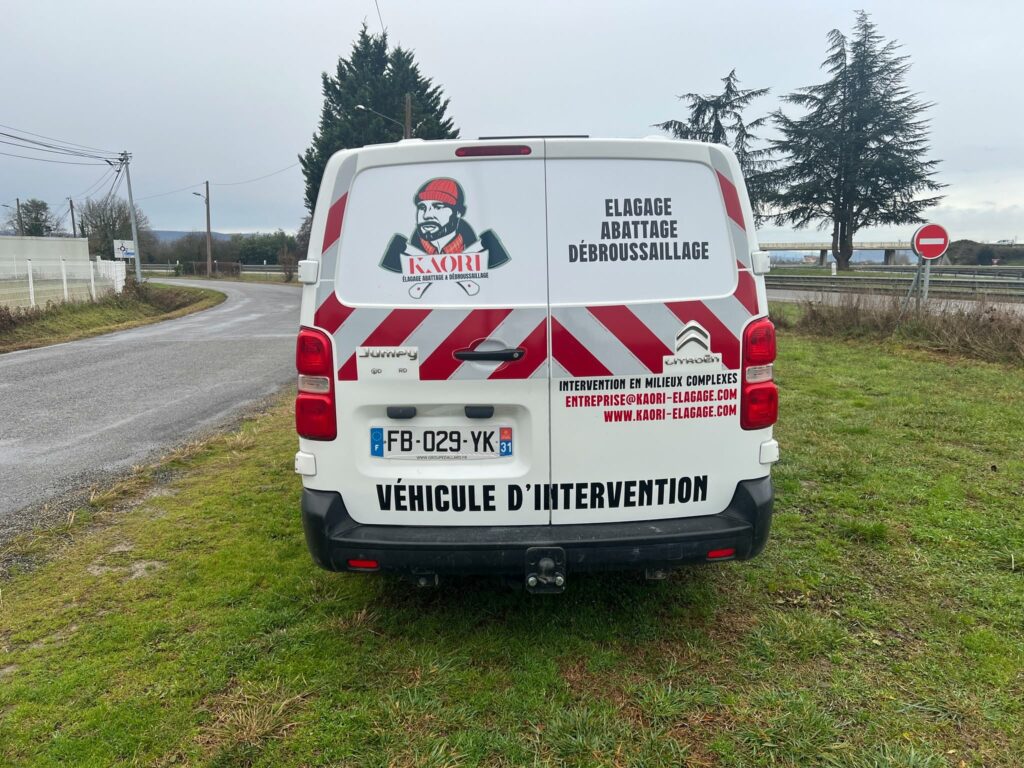 Marquage KAORI Elagage : efficacité sur chantier et sur la route
