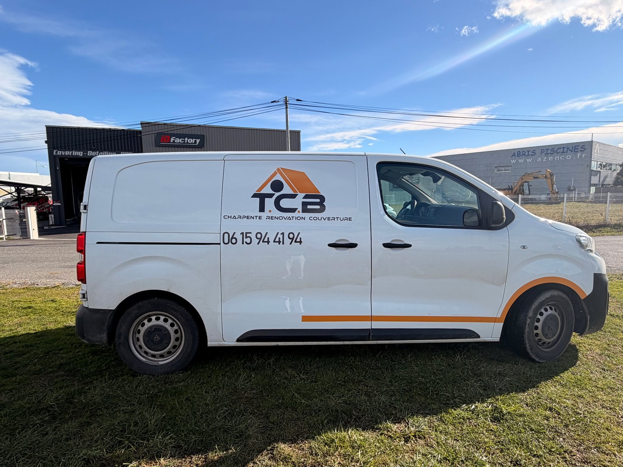 Nouveau marquage pour TCB Charpente ! ✨