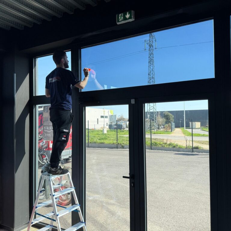 Films pour bâtiment : confort, protection et style ! ✨🏢