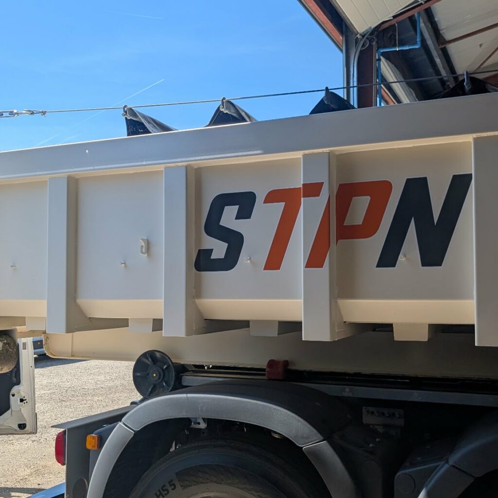 On continue le marquage de la flotte STPN !