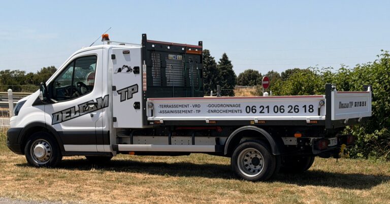 Marquage Pub Nouveau Camion Benne pour DELCAM TP  ! 🚧